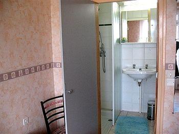 Hotel Le Relais Du Coustoubi Campouriez Bagian luar foto