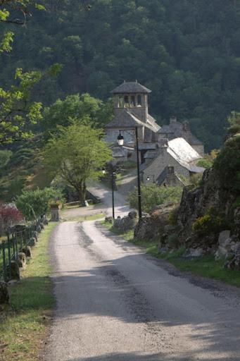 Hotel Le Relais Du Coustoubi Campouriez Bagian luar foto
